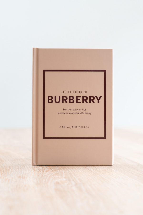 LITTLE BOOK OF BURBERRY